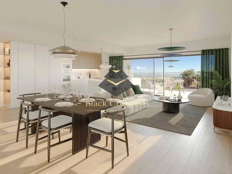 Apartment for Sale in Seixal, Setúbal 11