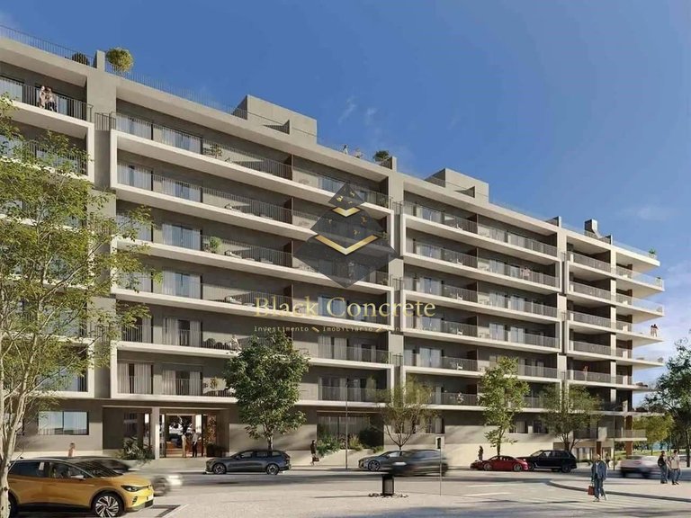 Apartment for Sale in Seixal, Setúbal 6