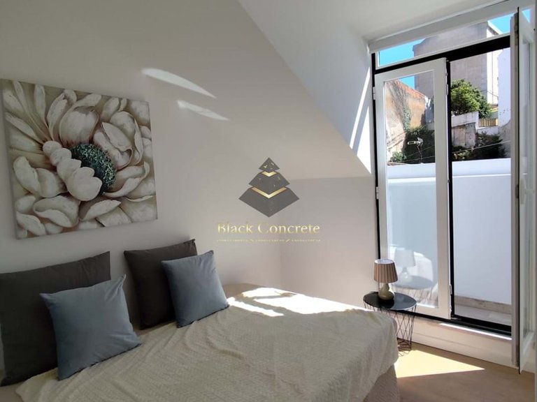 Apartment for Sale in Lisboa, Lisbon 2