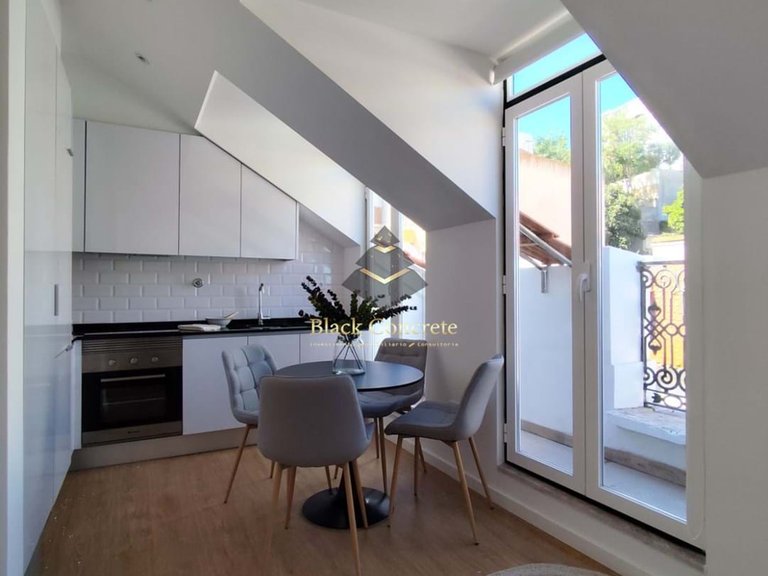 Apartment for Sale in Lisboa, Lisbon 1