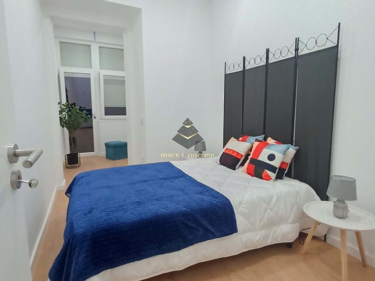 Apartment for Sale in Lisboa, Lisbon 7