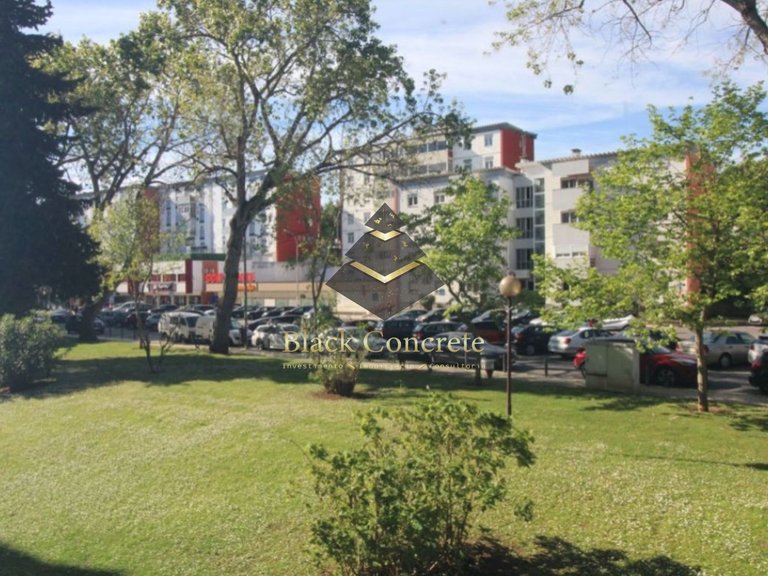 Apartment for Sale in Oeiras, Lisbon 15
