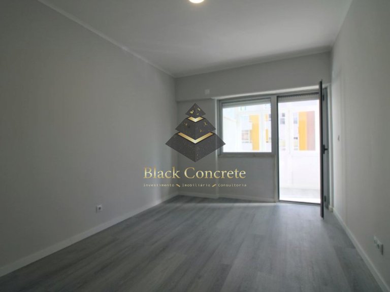 Apartment for Sale in Oeiras, Lisbon 5