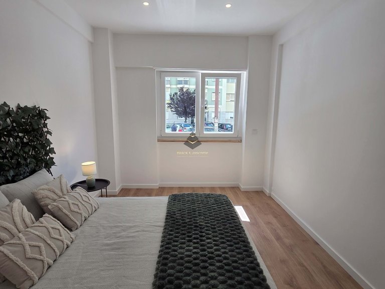 Apartment for Sale in Lisboa, Lisbon 7