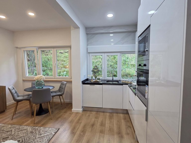 Apartment for Sale in Lisboa, Lisbon 3