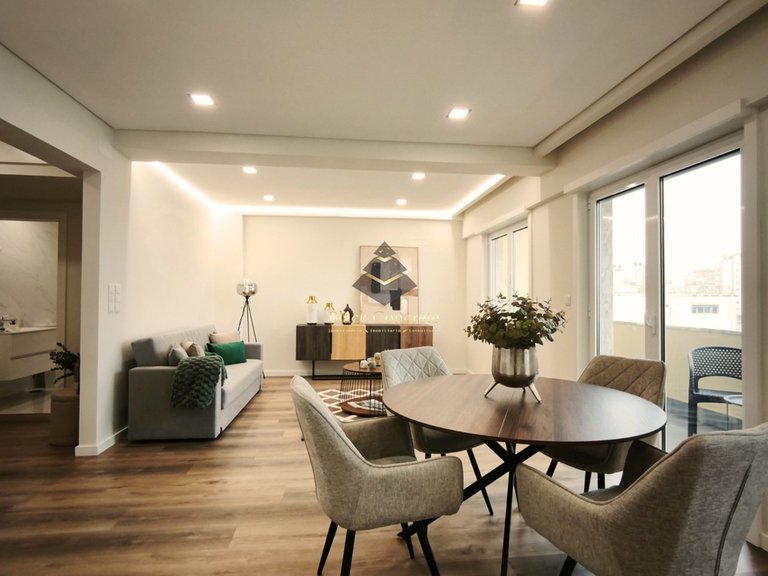 Apartment for Sale in Lisboa, Lisbon 4
