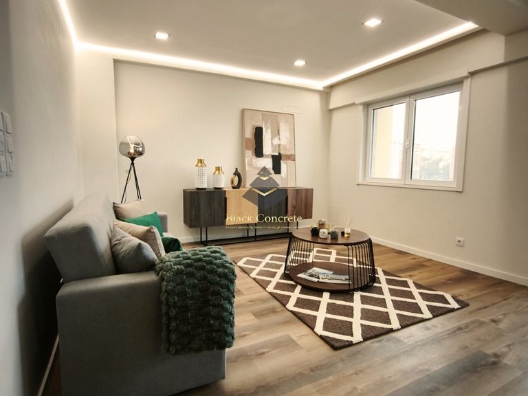 Apartment for Sale in Lisboa, Lisbon 2