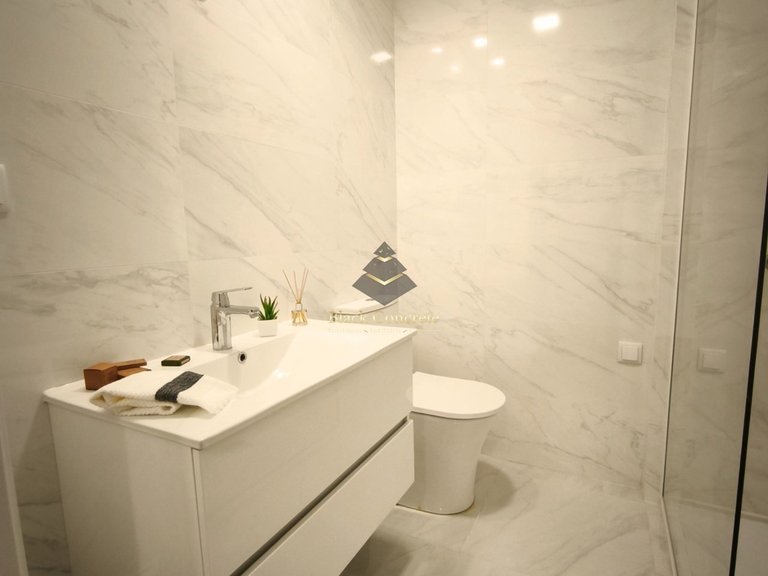 Apartment for Sale in Lisboa, Lisbon 13