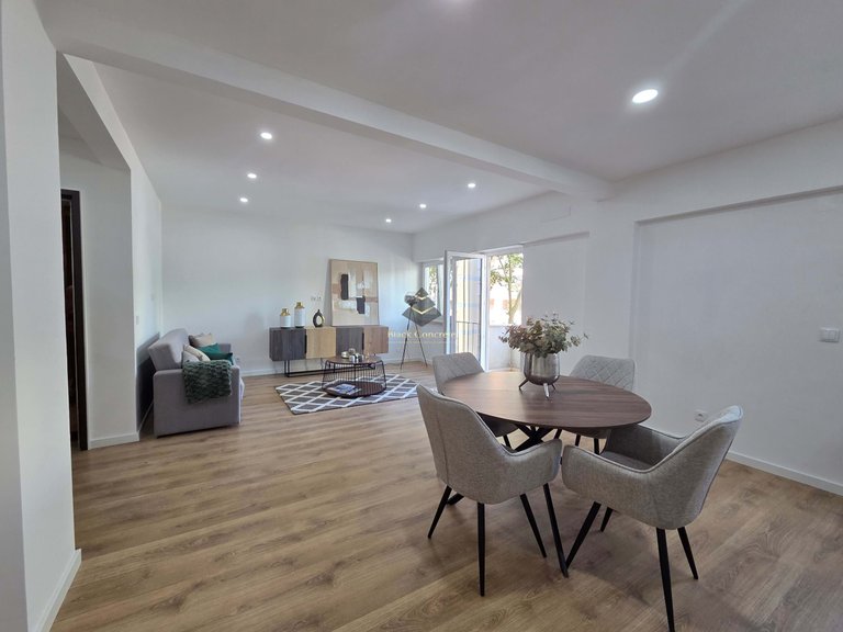 Apartment for Sale in Lisboa, Lisbon 1