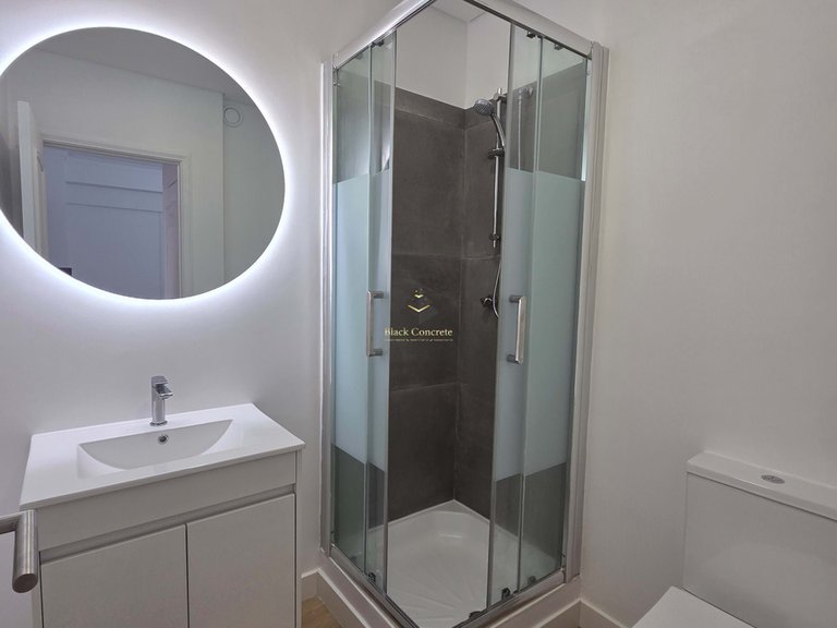 Apartment for Sale in Lisboa, Lisbon 21