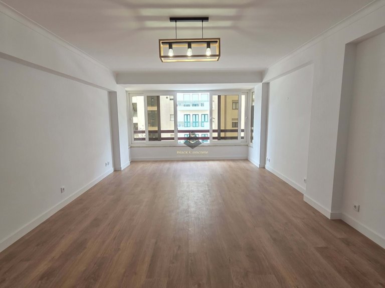 Apartment for Sale in Lisboa, Lisbon 1