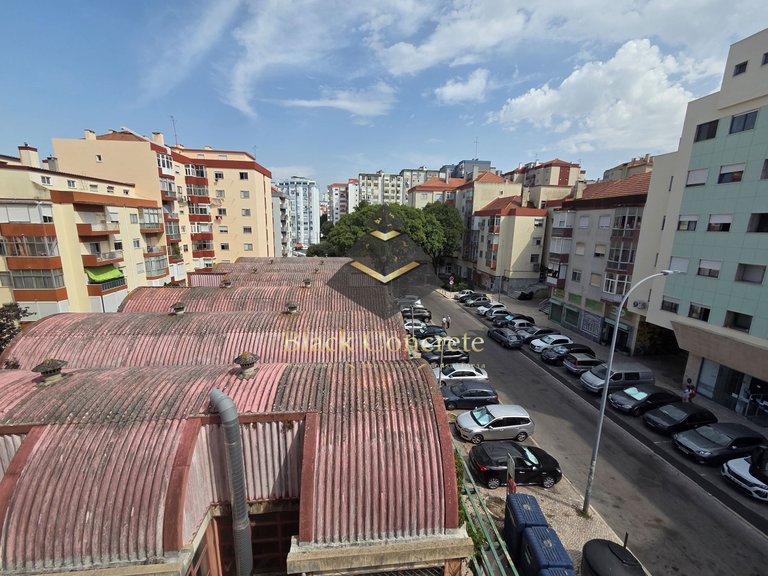 Apartment for Sale in Amadora, Lisbon 11