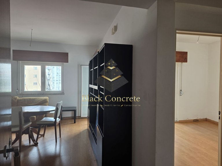 Apartment for Sale in Amadora, Lisbon 2