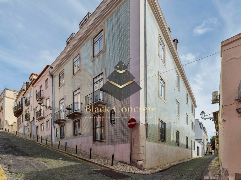 Apartment for Sale in Lisboa, Lisbon 24