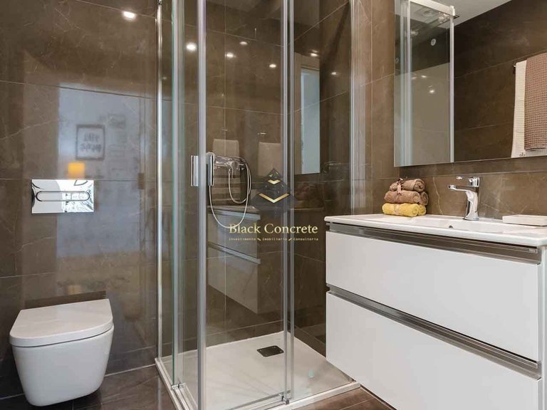 Apartment for Sale in Seixal, Setúbal 15