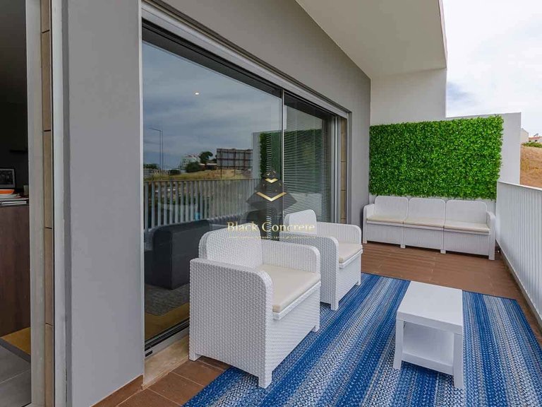 Apartment for Sale in Seixal, Setúbal 8