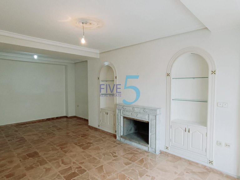 Apartment for Sale in Alicante, Valencia 5