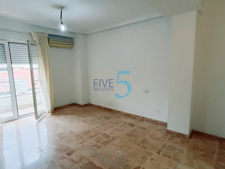 Apartment for Sale in Alicante, Valencia 13