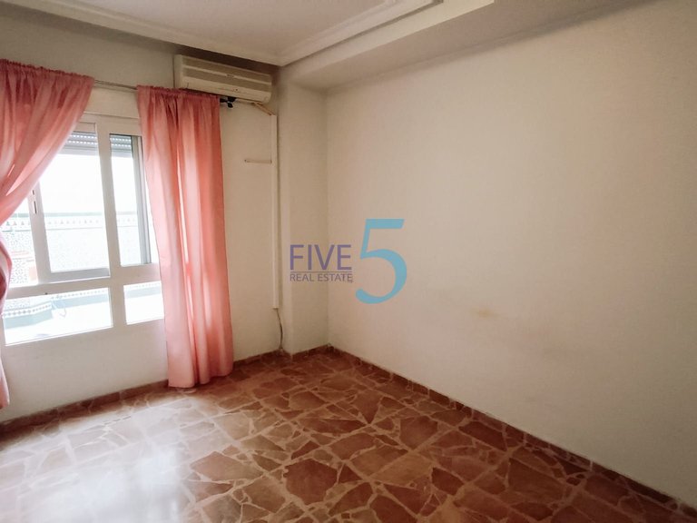 Apartment for Sale in Alicante, Valencia 9