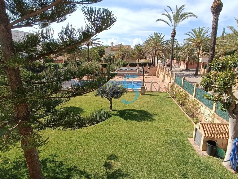 Villa for Sale in Alicante, Valencia 40
