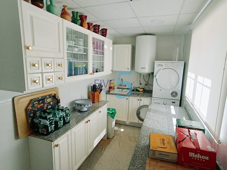 Villa for Sale in Alicante, Valencia 12