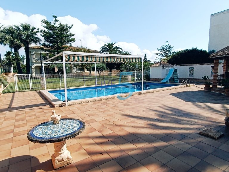 Villa for Sale in Alicante, Valencia 2
