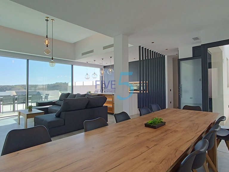 Villa for Sale in Alicante, Valencia 7