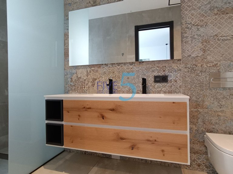 Villa for Sale in Alicante, Valencia 16