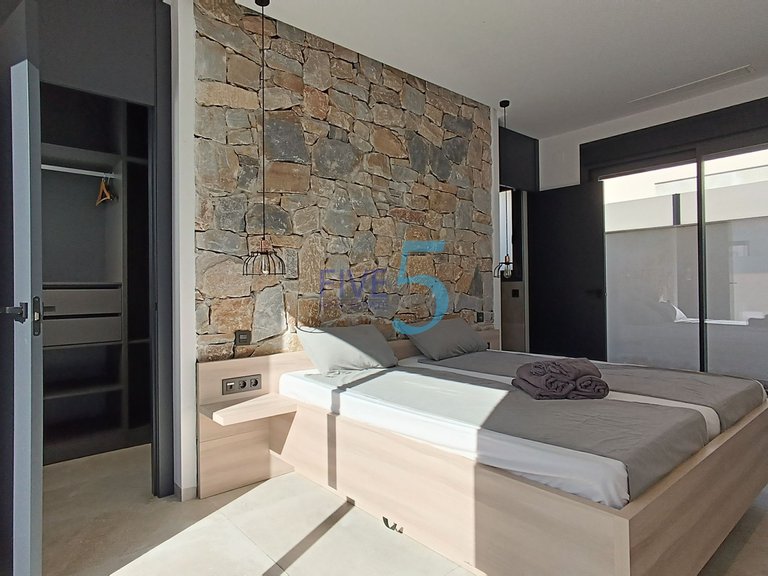 Villa for Sale in Alicante, Valencia 17