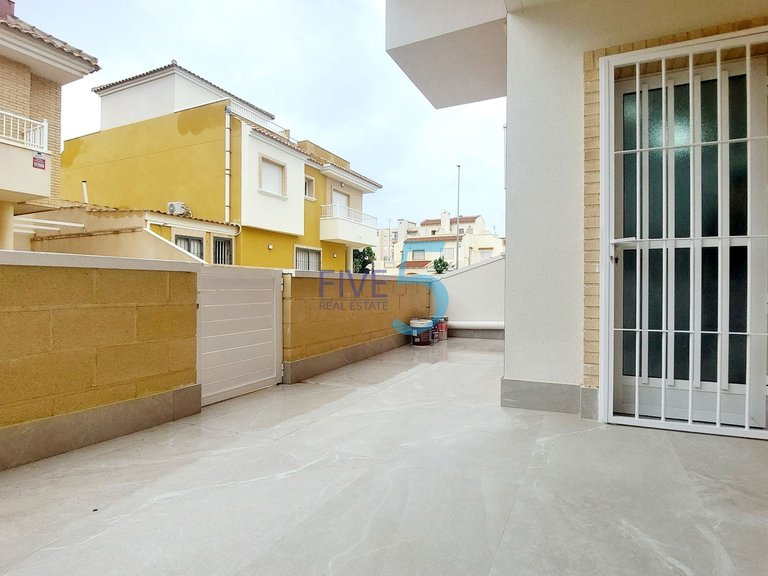 Apartment for Sale in Alicante, Valencia 16