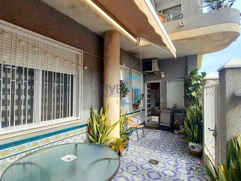 Apartment for Sale in Alicante, Valencia 2