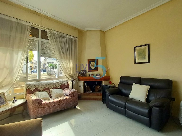 Apartment for Sale in Alicante, Valencia 3