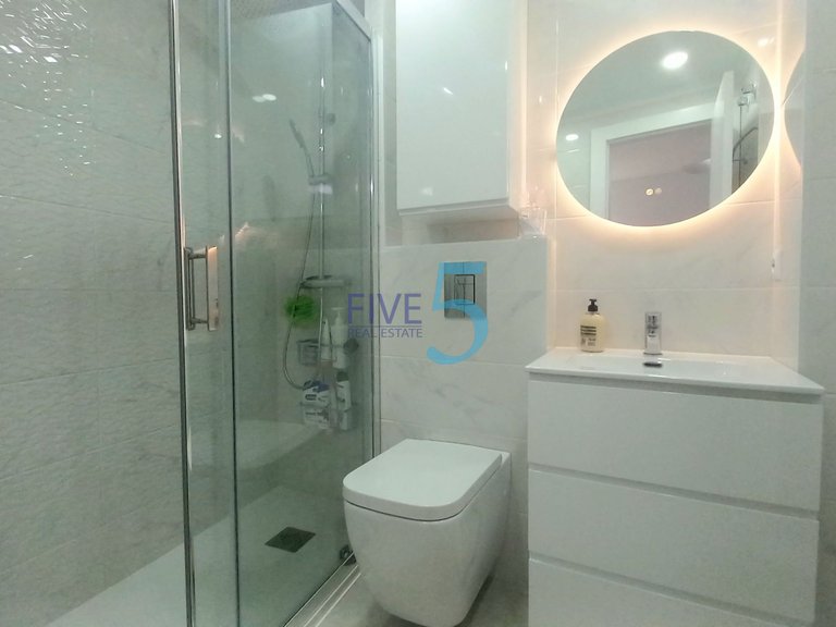Apartment for Sale in Alicante, Valencia 4
