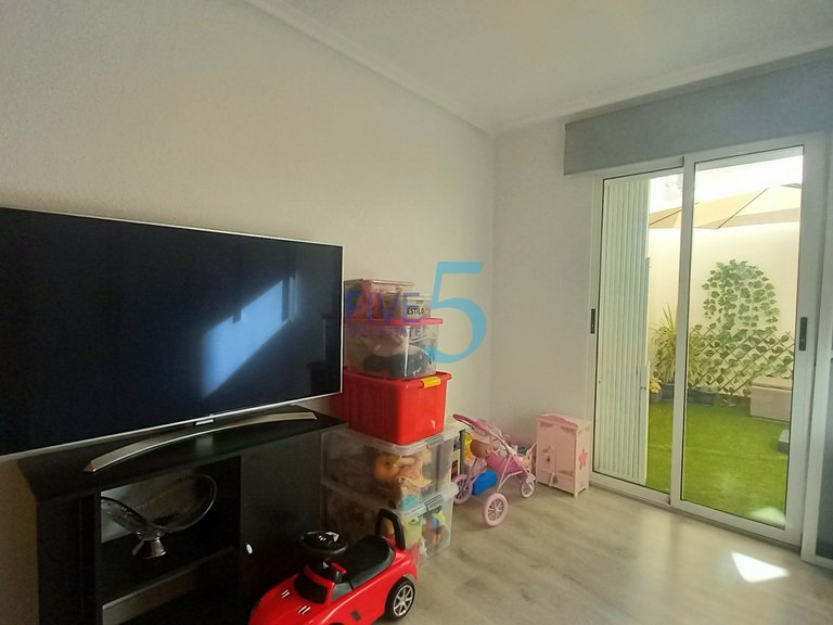 Apartment for Sale in Alicante, Valencia 16