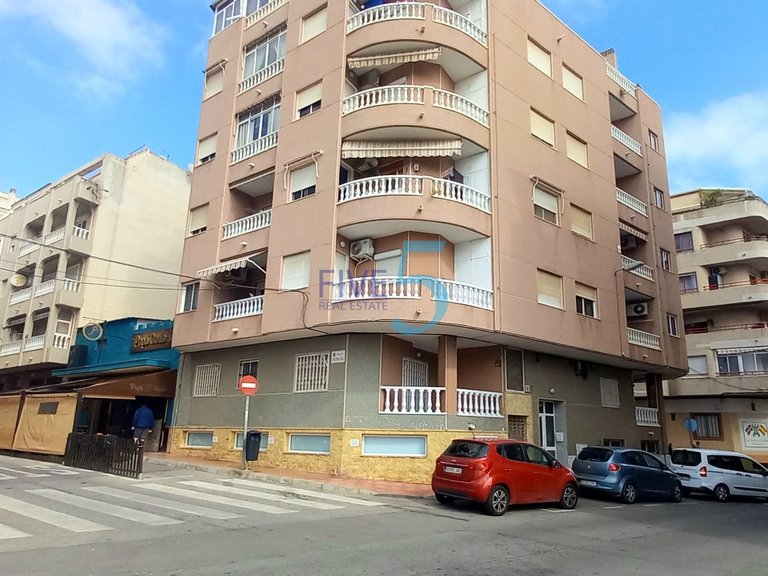 Apartment for Sale in Alicante, Valencia 1