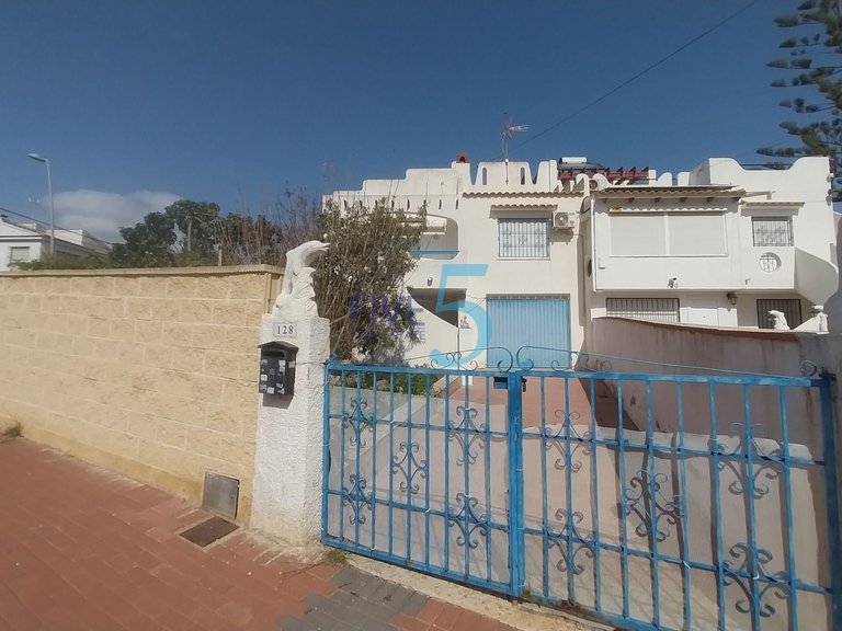 Penthouse for Sale in Alicante, Valencia 1