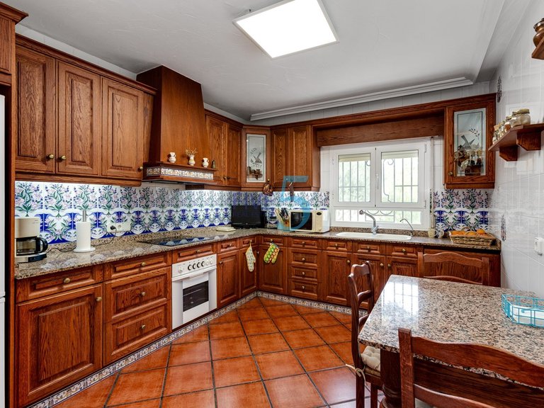 Villa for Sale in Alicante, Valencia 12