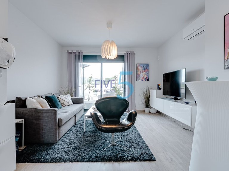 Apartment for Sale in Alicante, Valencia 4