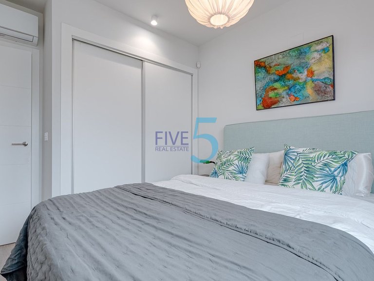 Apartment for Sale in Alicante, Valencia 15