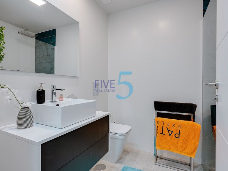 Apartment for Sale in Alicante, Valencia 17