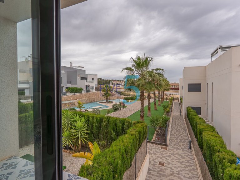 Apartment for Sale in Alicante, Valencia 16