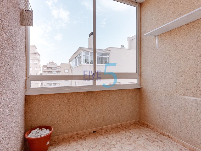 Apartment for Sale in Alicante, Valencia 15