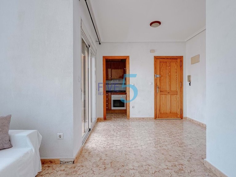 Apartment for Sale in Alicante, Valencia 3