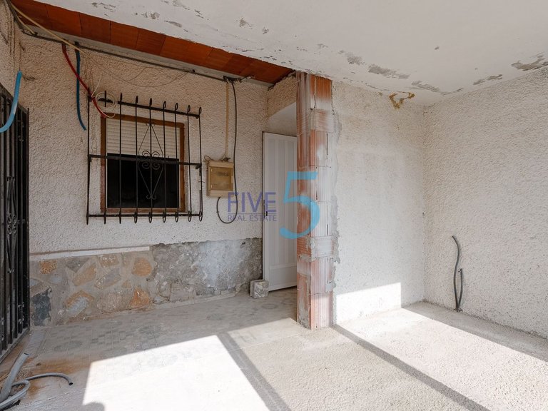 Villa for Sale in Alicante, Valencia 30