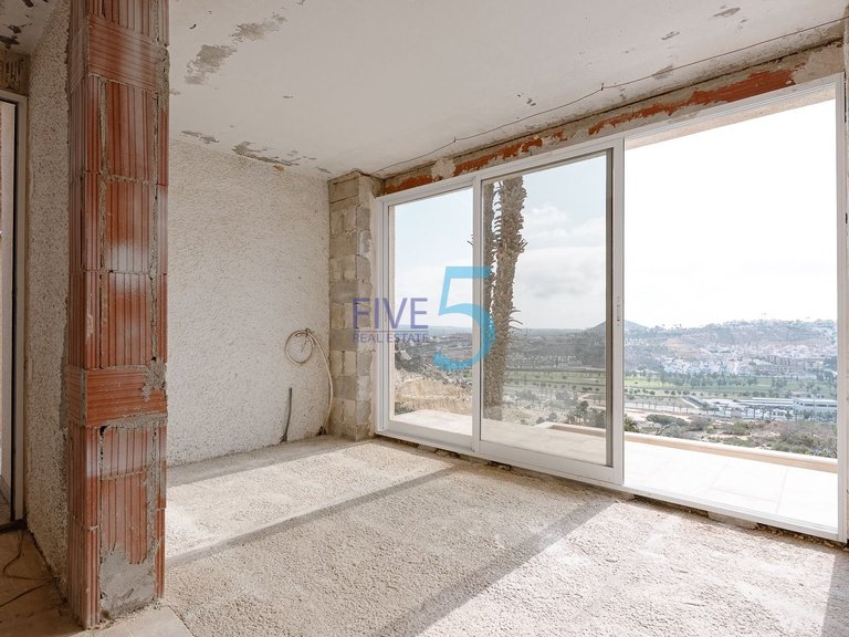 Villa for Sale in Alicante, Valencia 31