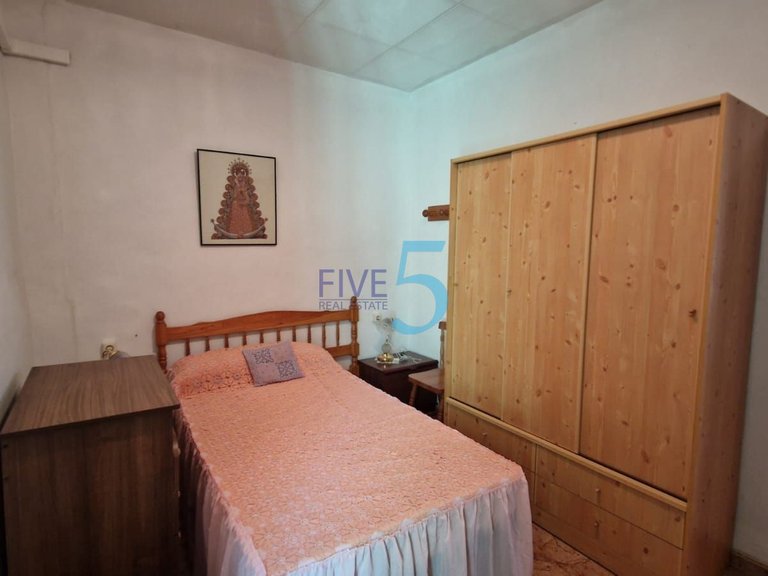 Villa for Sale in Alicante, Valencia 24