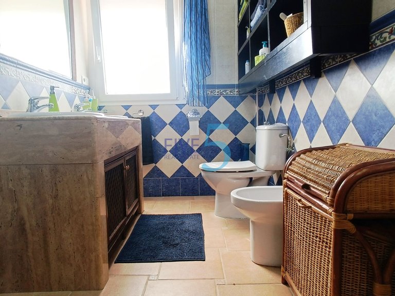 Villa for Sale in Alicante, Valencia 35
