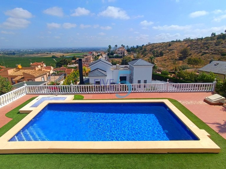 Villa for Sale in Alicante, Valencia 29