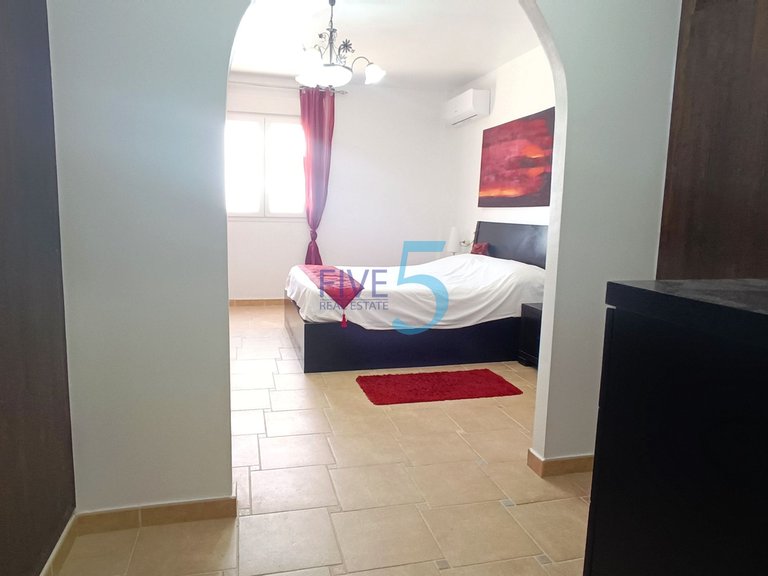 Villa for Sale in Alicante, Valencia 33