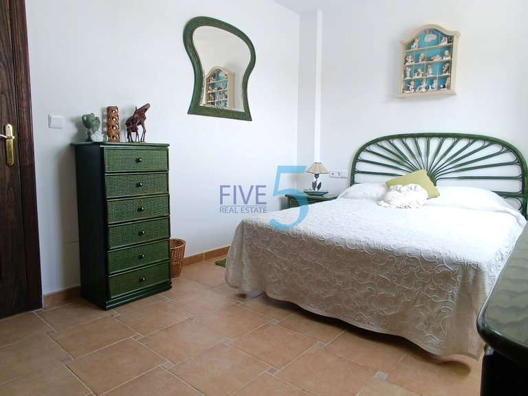 Villa for Sale in Alicante, Valencia 39